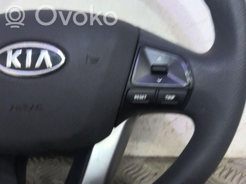 KIA Rio Ohjauspyörä 