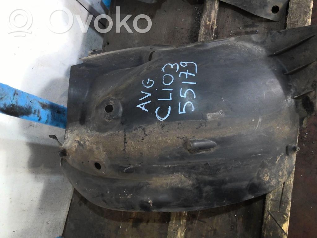 Renault Clio III Rivestimento paraspruzzi passaruota anteriore