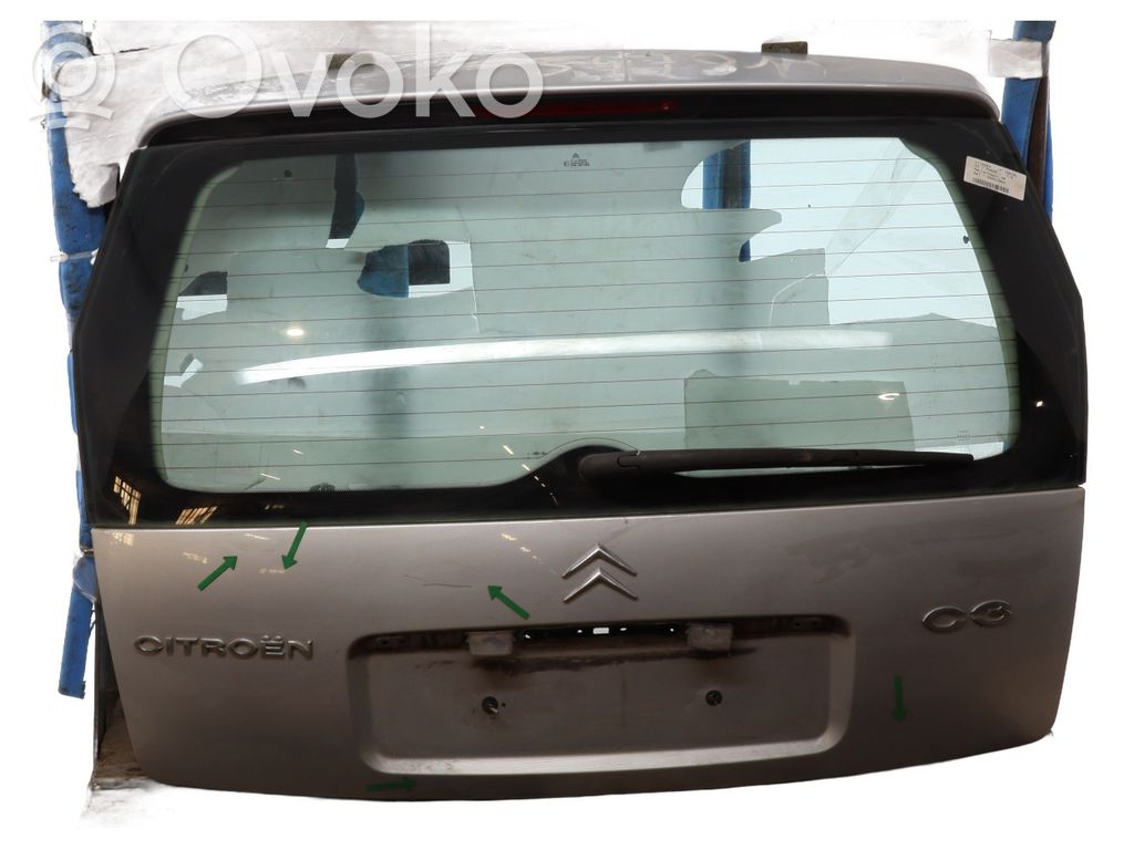 Puerta del maletero/compartimento de carga   8701Q2