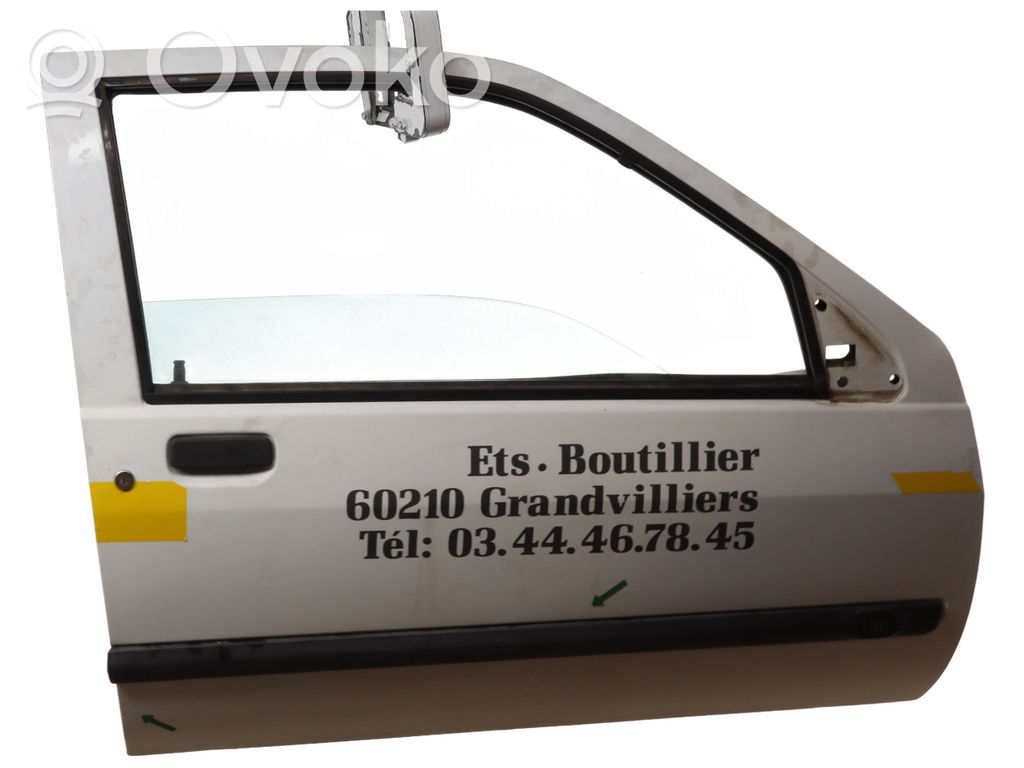 Renault Clio I Puerta delantera 