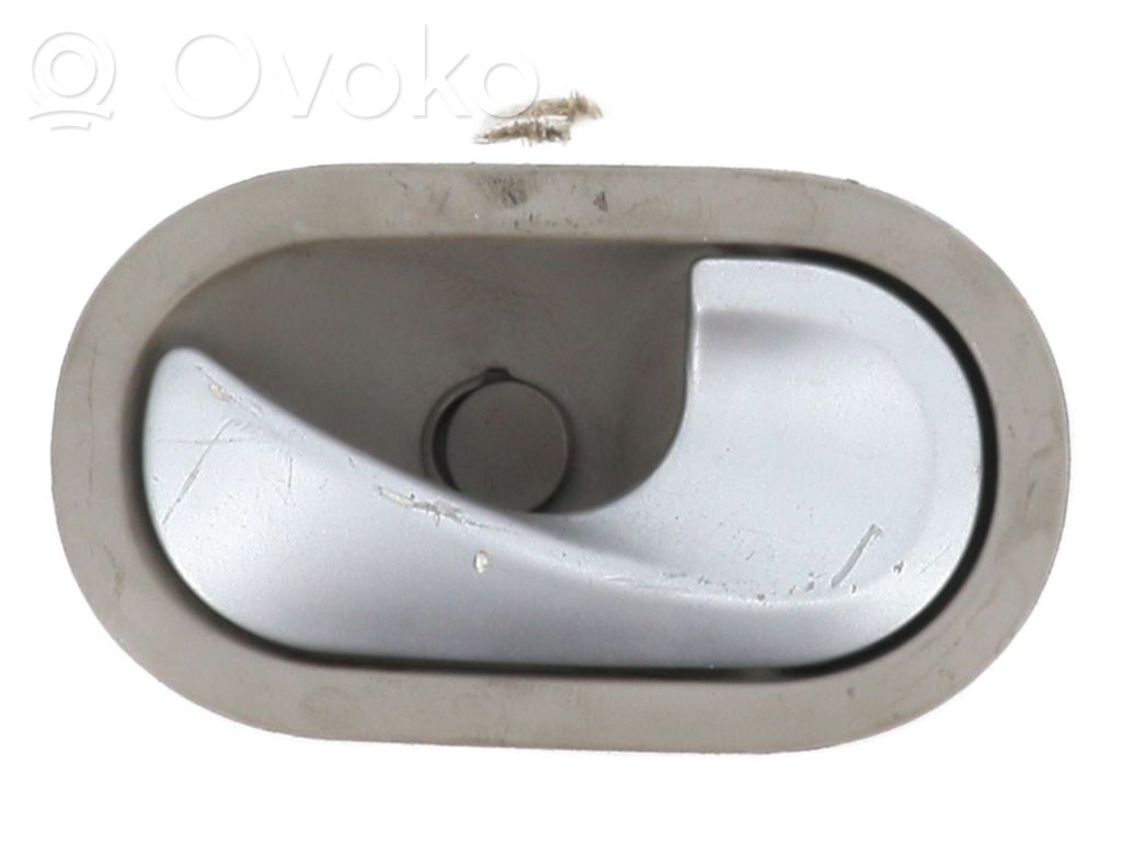 Etuoven sisäkahva   8200936286