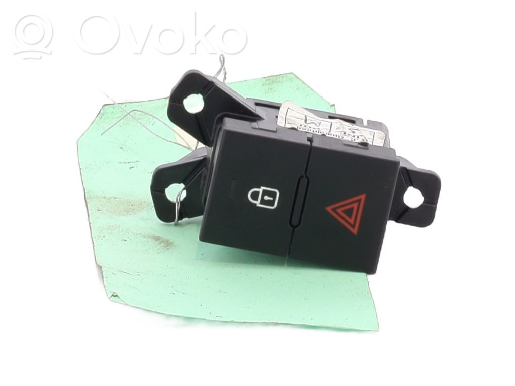 Hyundai i20 (BC3 BI3) Botón interruptor de luz de peligro 