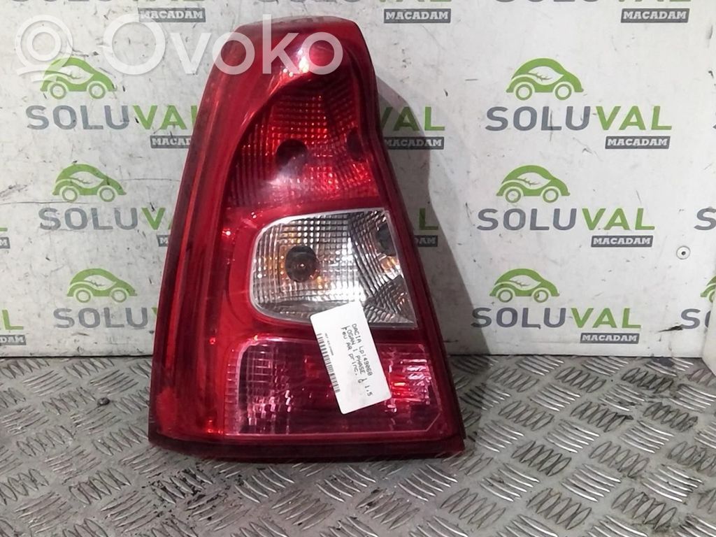 Dacia Logan I Lampă spate în caroserie 