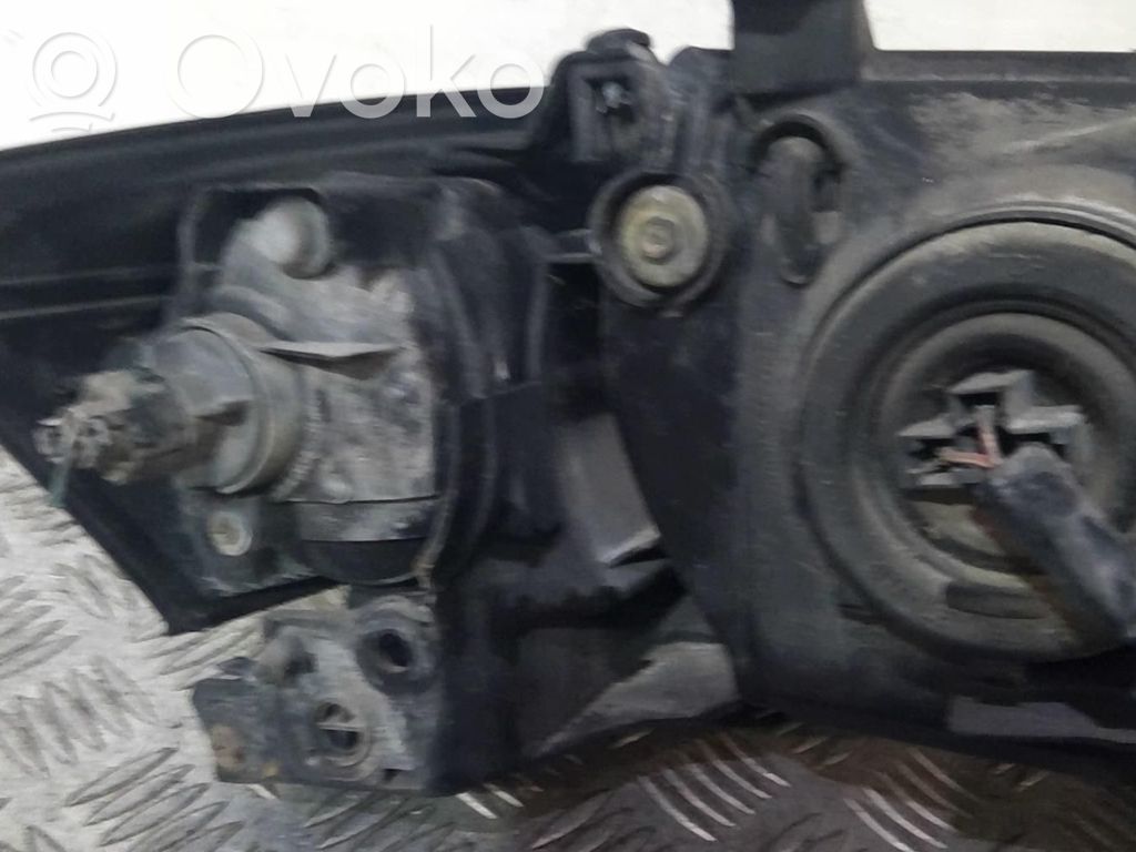 Mazda MPV II LW Scheinwerfer 