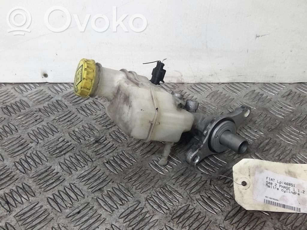 Fiat 500 Pääjarrusylinteri 