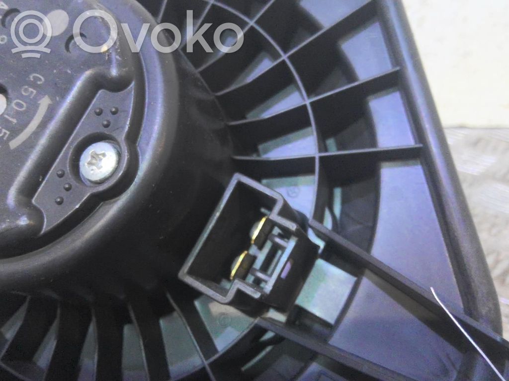 Dodge Nitro Mazā radiatora ventilators 