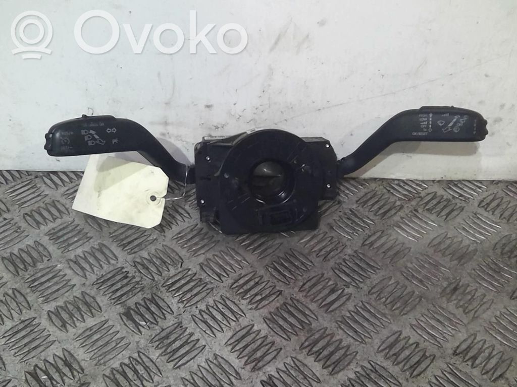 Seat Ibiza IV (6J,6P) Bloc semnalizator și ștergător parbriz