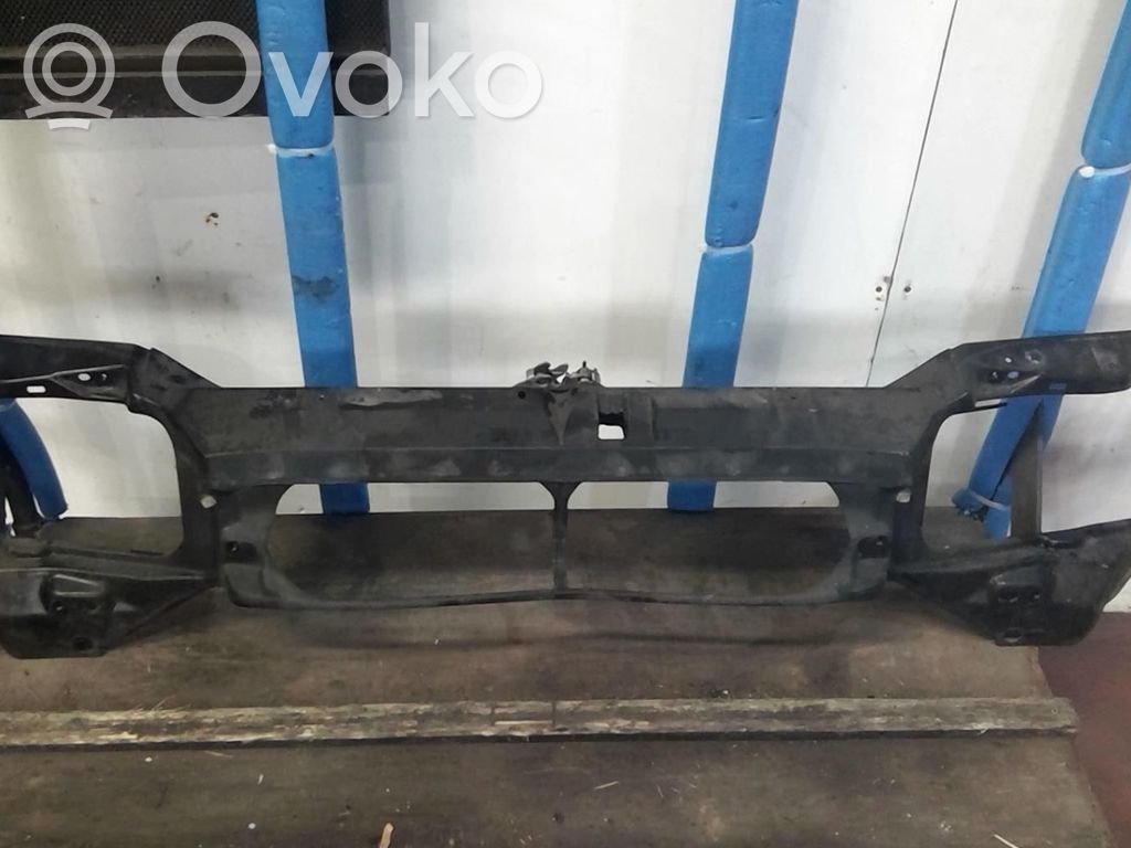 Radiatoru panelis   7104R8