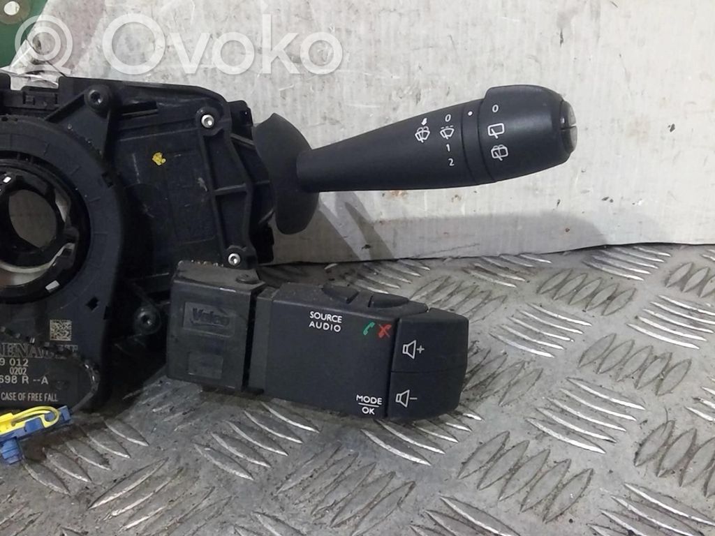 Renault Clio IV Bloc semnalizator și ștergător parbriz 