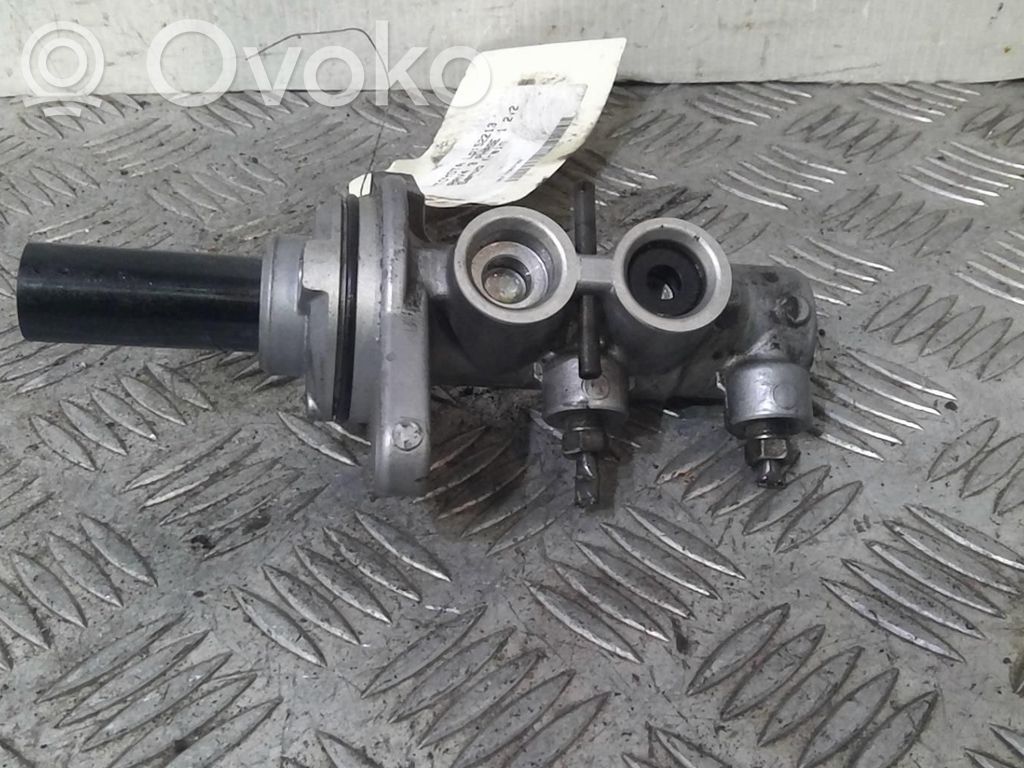 Toyota RAV 4 (XA30) Servofreno 