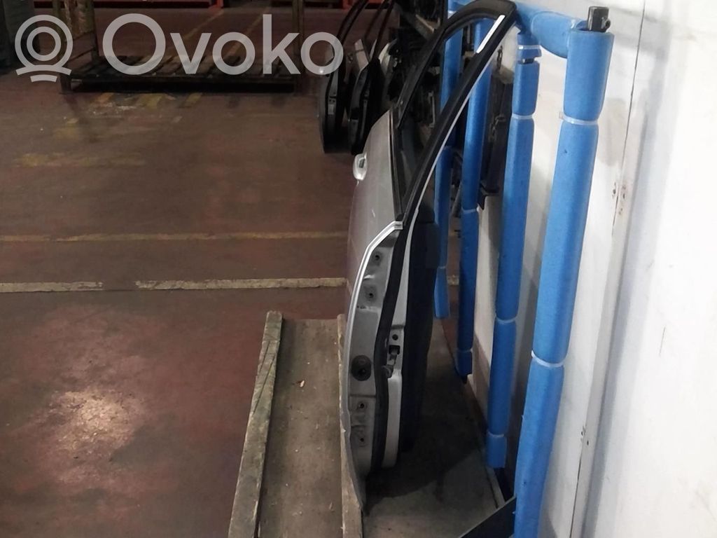 KIA Magentis Puerta trasera 
