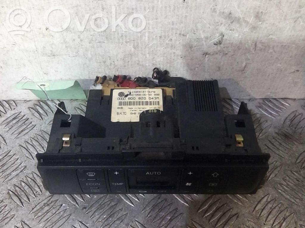 Audi A4 S4 B5 8D Panel klimatyzacji 