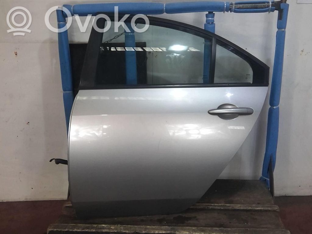 Nissan Primera Puerta trasera 