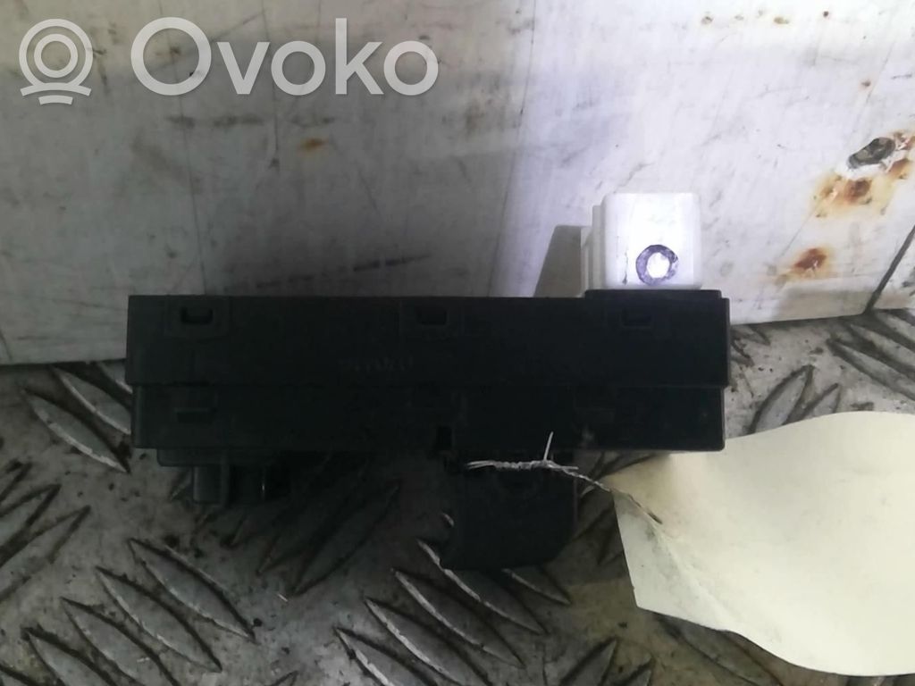 KIA Ceed Electric window control switch 