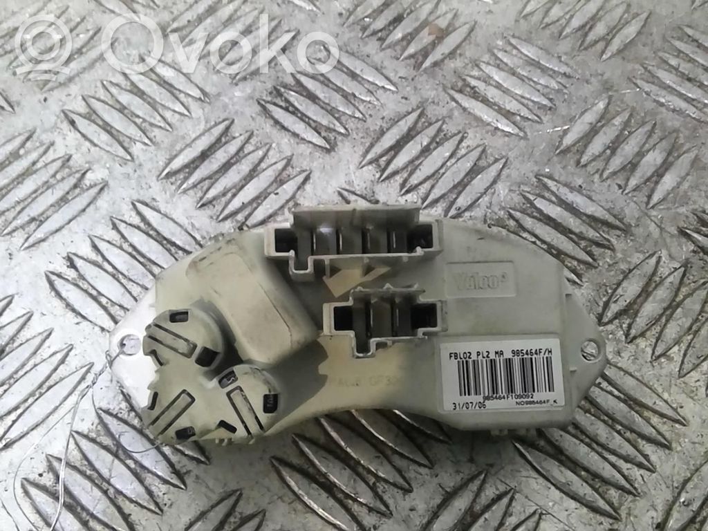 BMW 1 E81 E87 Pečiuko ventiliatoriaus reostatas (reustatas) 