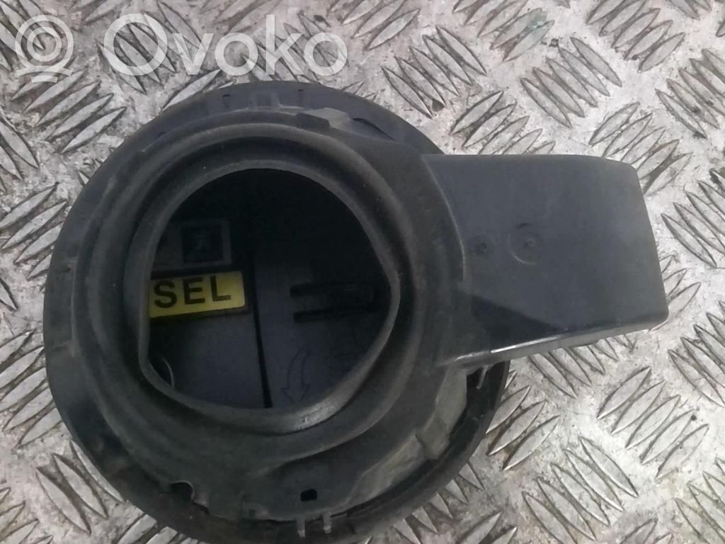 Peugeot 207 Sportello del serbatoio del carburante 