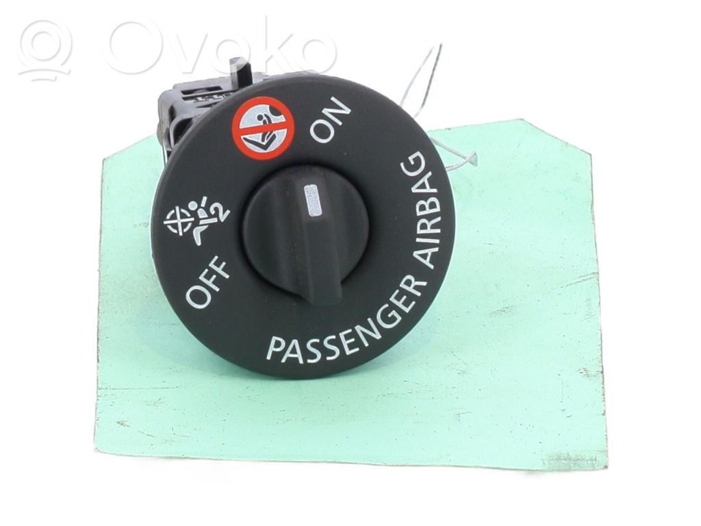 Renault Captur Interruttore airbag passeggero on/off 