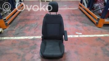 Peugeot 5008 Etumatkustajan istuin
