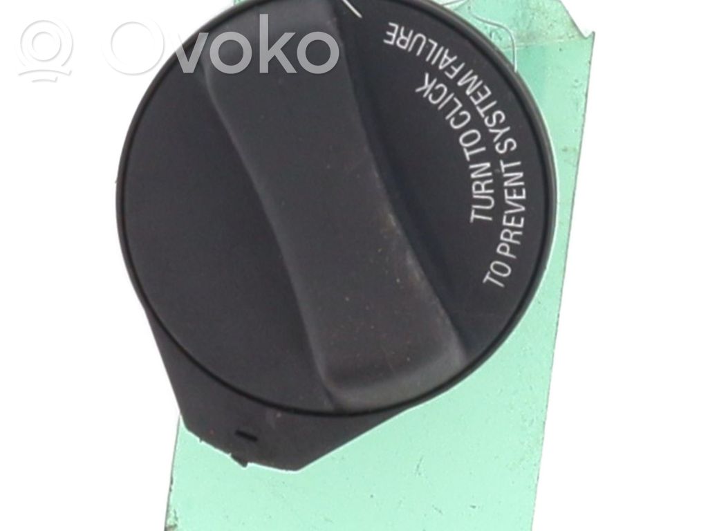 Volvo V70 Bouchon de réservoir essence