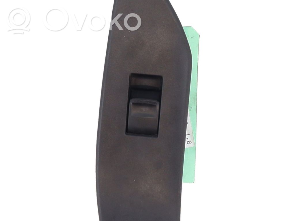 Interruptor del elevalunas eléctrico   848100F030