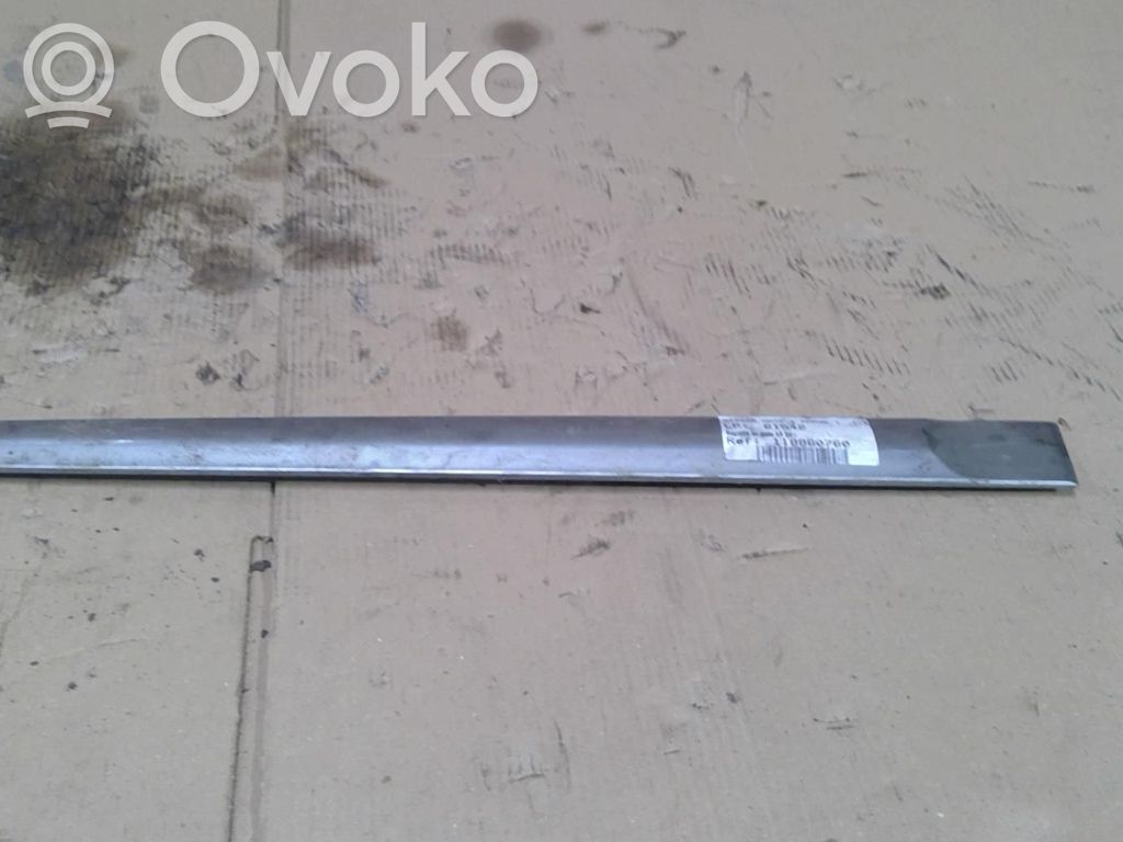 Nissan Note (E11) Mască ușă spate (turnată) 