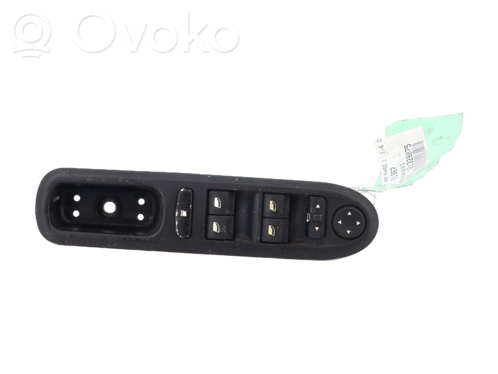 Electric window control switch   6554EQ