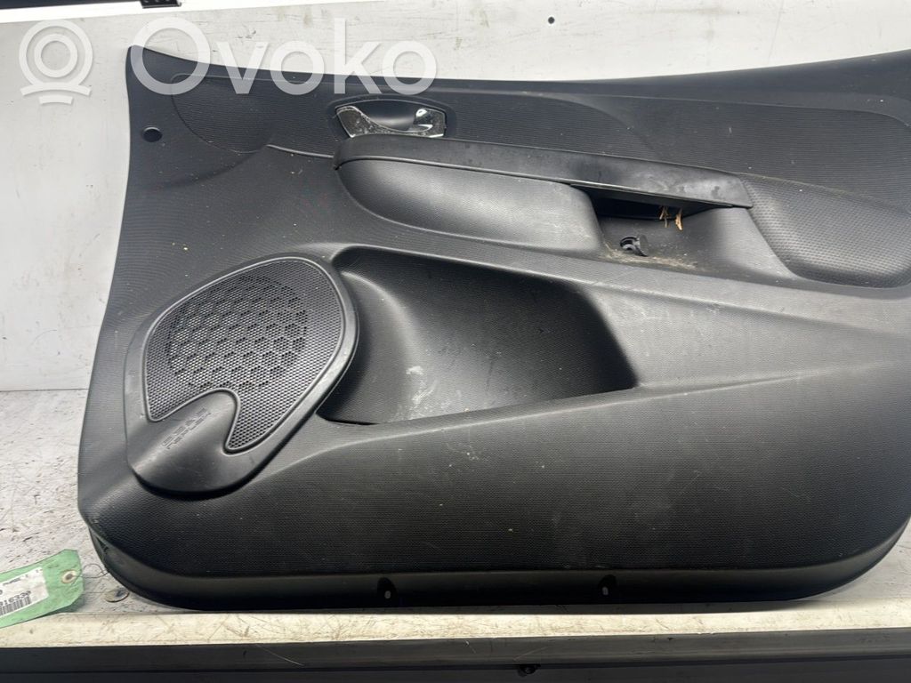 Renault Clio IV Boczki / Poszycie drzwi przednich 