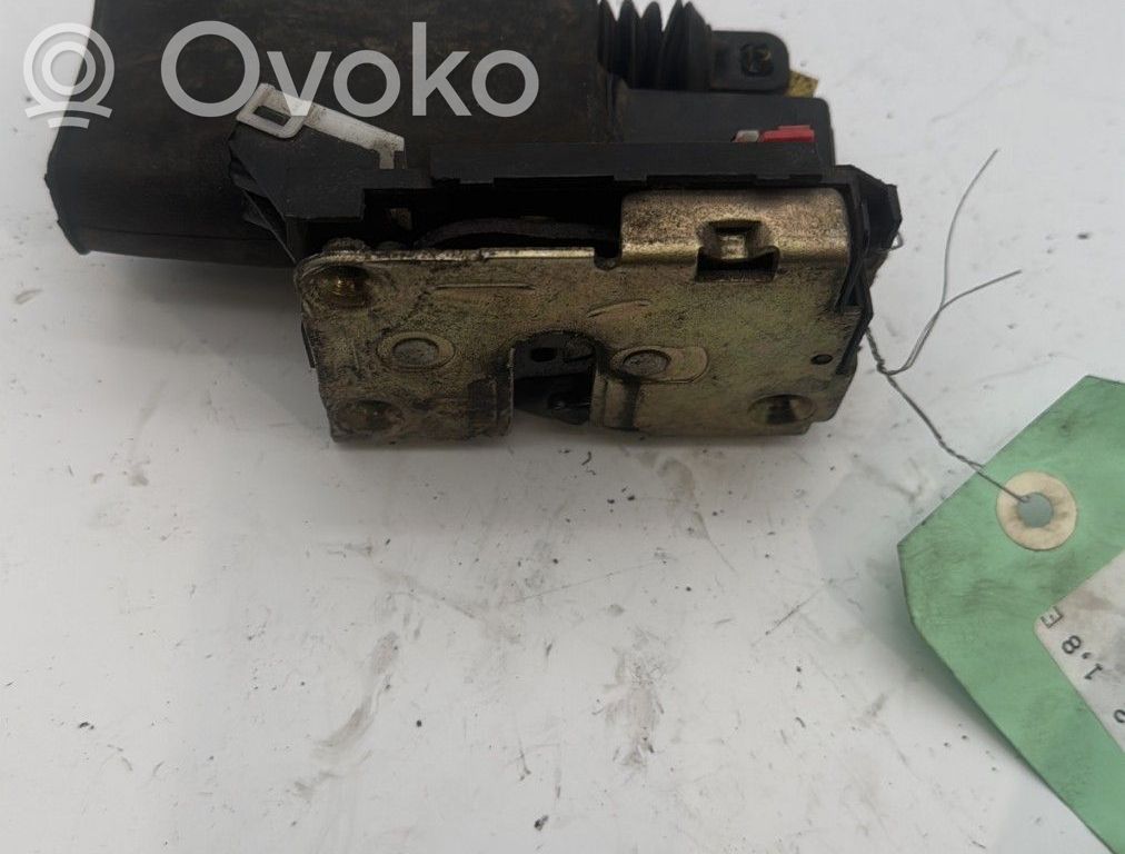 Renault 19 Front door lock 