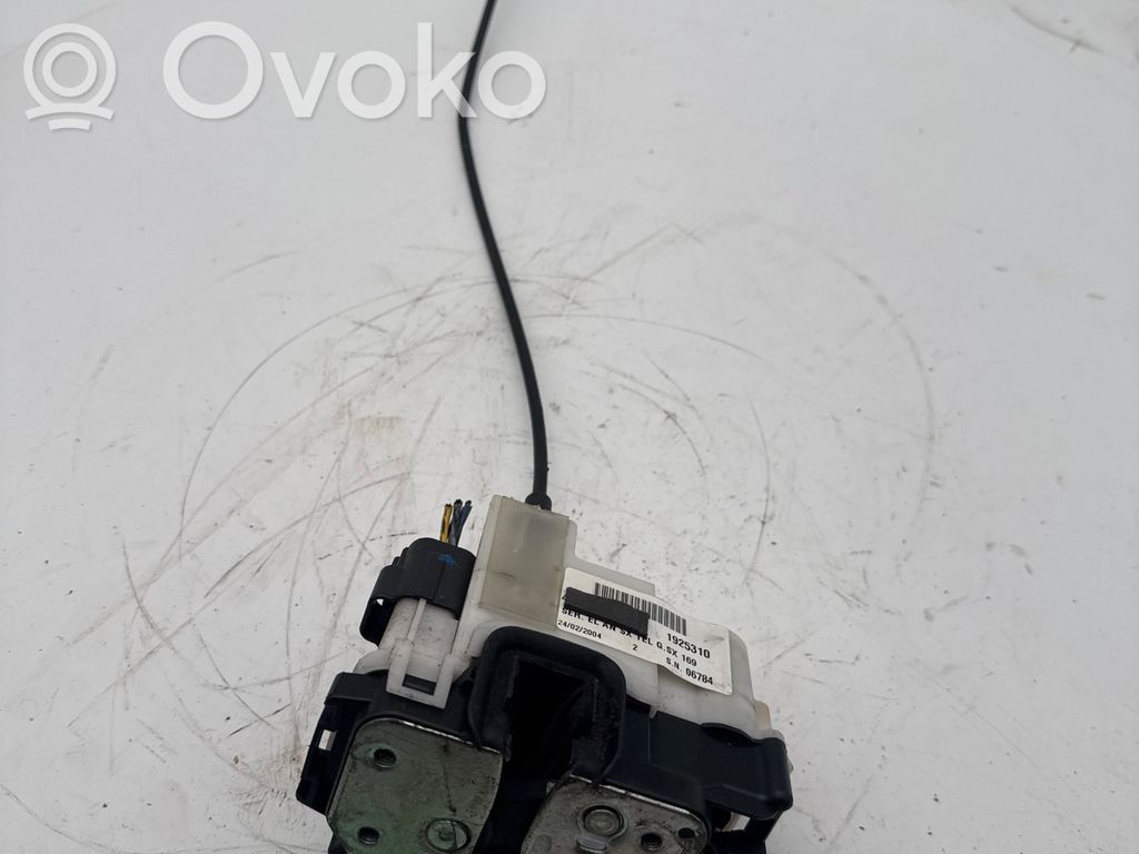 Etuoven lukko   51917886