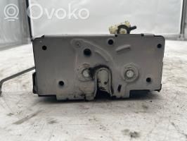Front door lock   13431834
