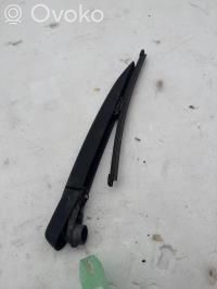 Renault Clio IV Braccio della spazzola tergicristallo posteriore 