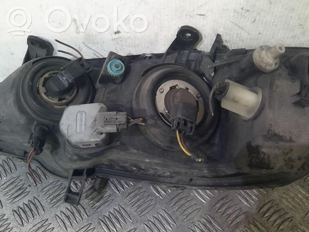 Opel Astra G Etu-/Ajovalo