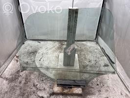Opel Corsa C Vitre de fenêtre porte arrière