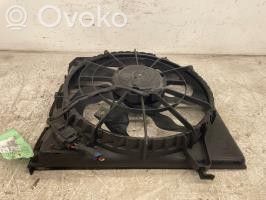 Hyundai i30 Elektrisks radiatoru ventilators 