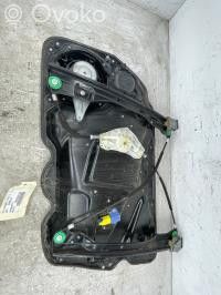 Volkswagen PASSAT B6 Front door window regulator with motor 