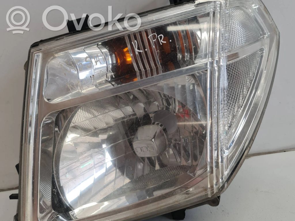 Nissan Navara D40 Priekšējais lukturis 