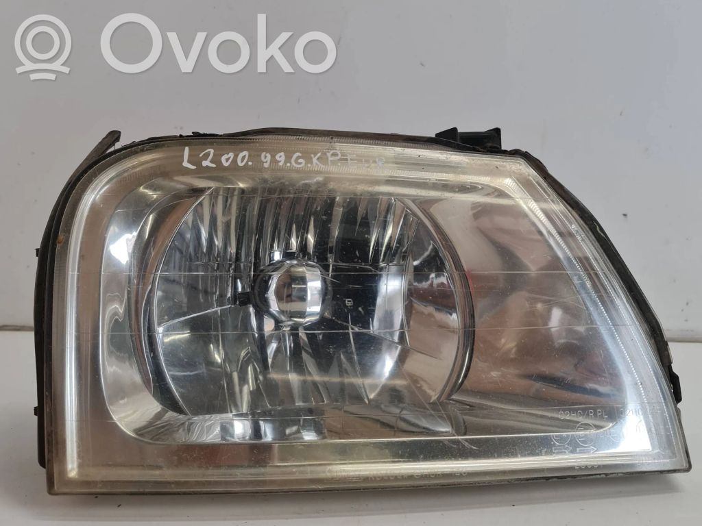 Mitsubishi L200 Priekšējais lukturis 