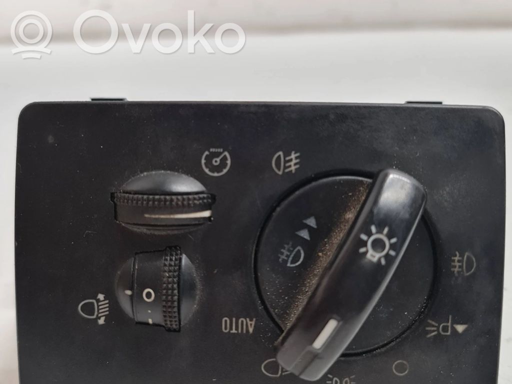 Ford Focus Light switch 
