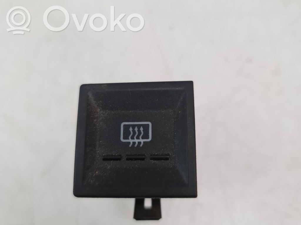 Volkswagen Transporter - Caravelle T5 Windscreen/window heater switch 