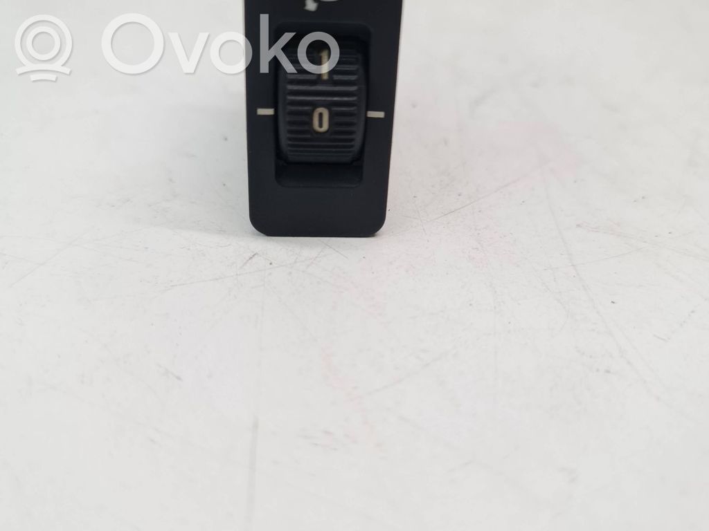 Headlight level height control switch   21323000