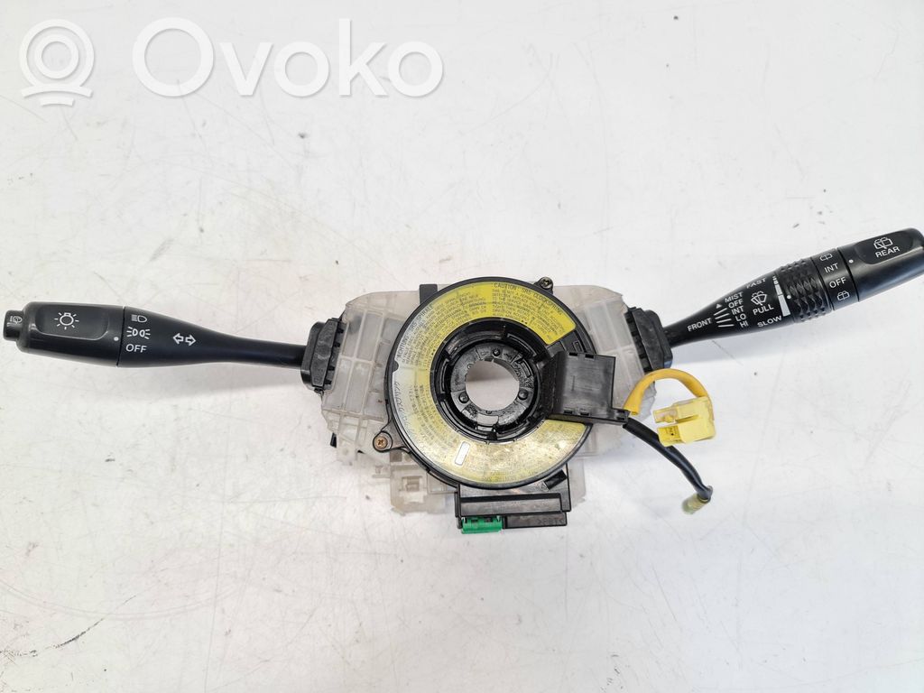 Mitsubishi Lancer Commodo, commande essuie-glace/phare 