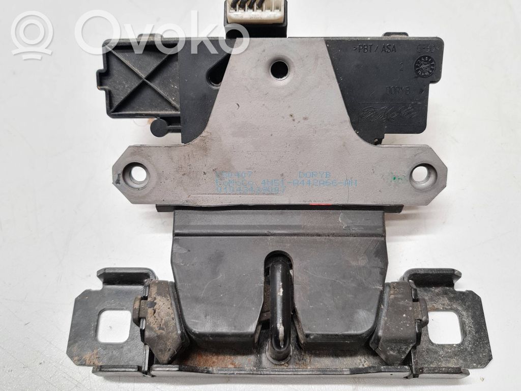 Volvo V50 Tailgate/trunk/boot lock/catch/latch 