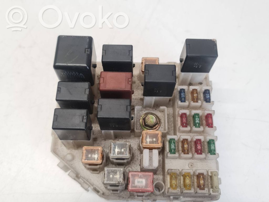 Toyota RAV 4 (XA20) Fuse module 