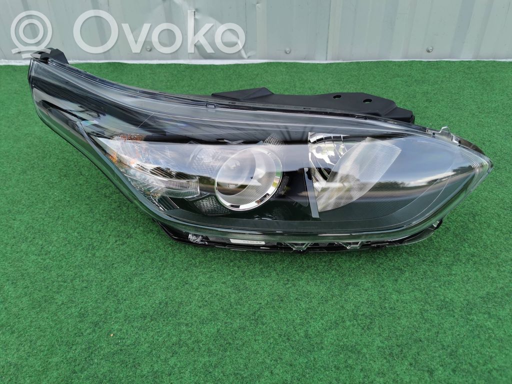 KIA Ceed Headlight/headlamp 