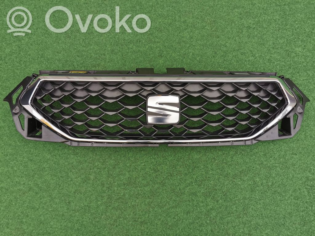 Atrapa chłodnicy / Grill   575853654MBAX,575853654M