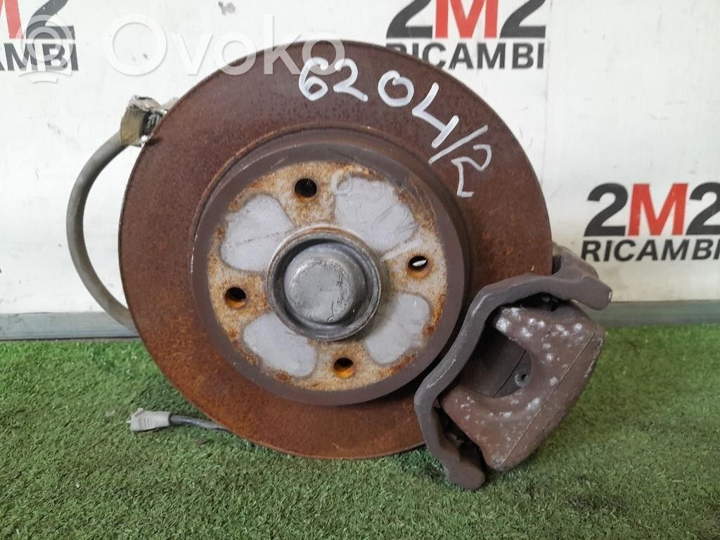 Peugeot 3008 I Aizmugurē riteņa rumbas vārpstas šarnīrs (stupica, capfa) 