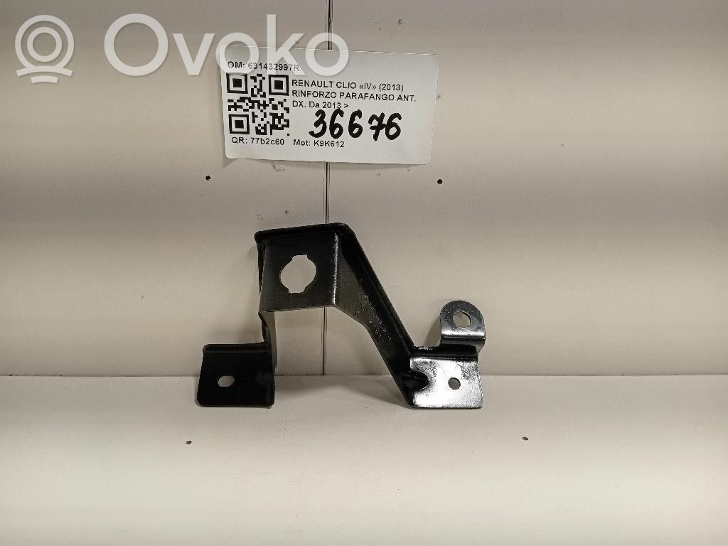 Renault Clio IV Fender mounting bracket 