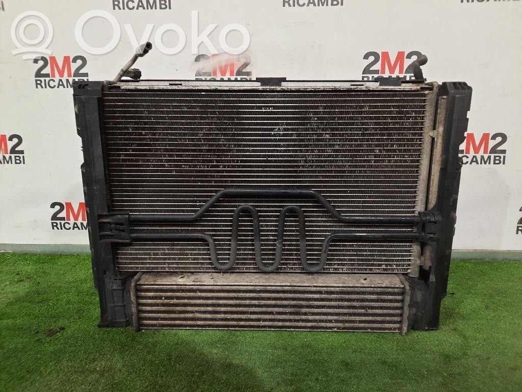 BMW 3 E90 E91 Radiatora komplekts 