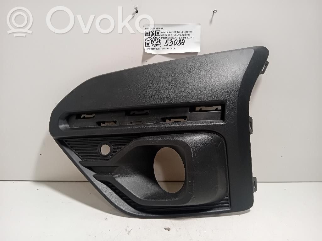Dacia Sandero Front bumper upper radiator grill 