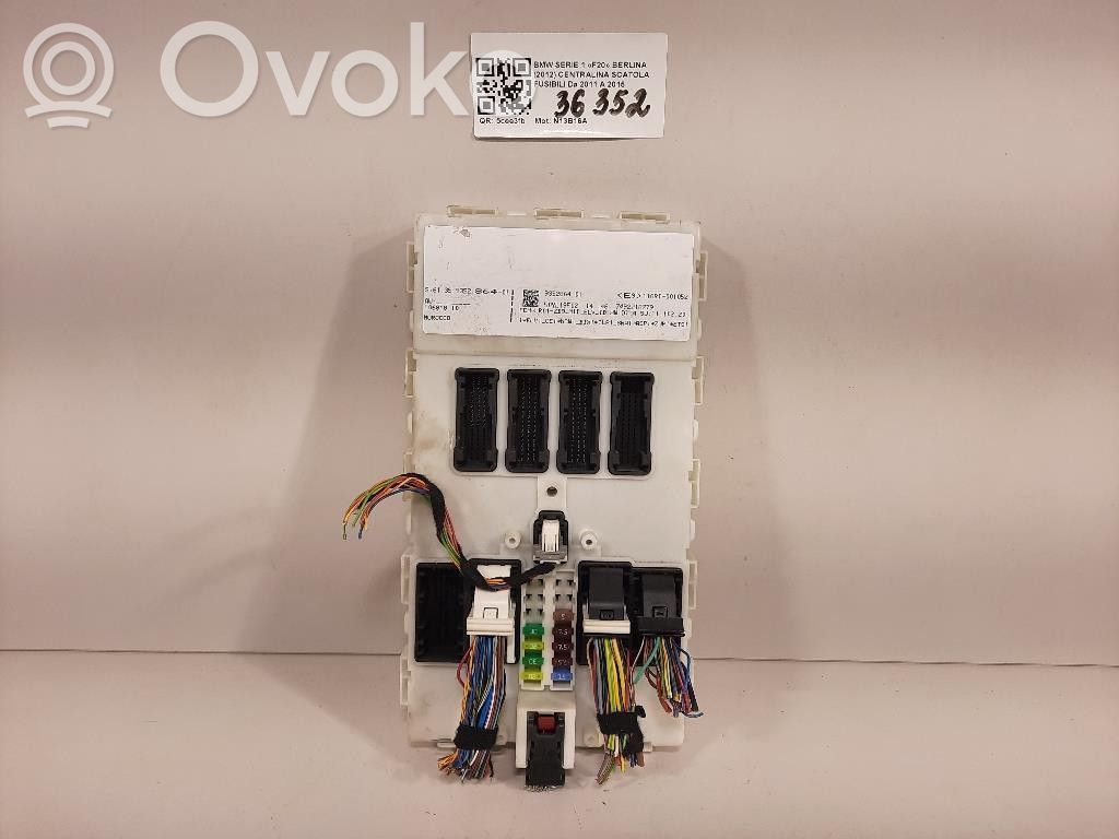 BMW 1 F20 F21 Ramka / Moduł bezpieczników 